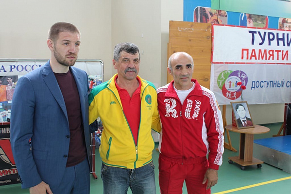 Дмитрий Пирог поздравил российских тренеров с профессиональным праздником