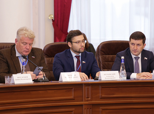 Александр Якубовский: В стратегии развития нефтегазовой отрасли важен комплексный кластерный подход