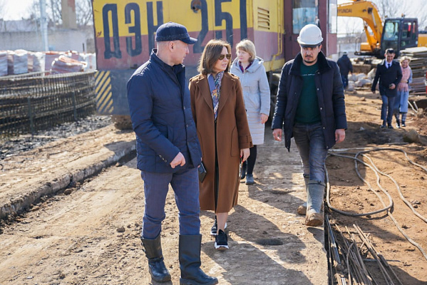 Альфия Когогина ознакомилась с ходом строительства школы в Тукаевском районе 