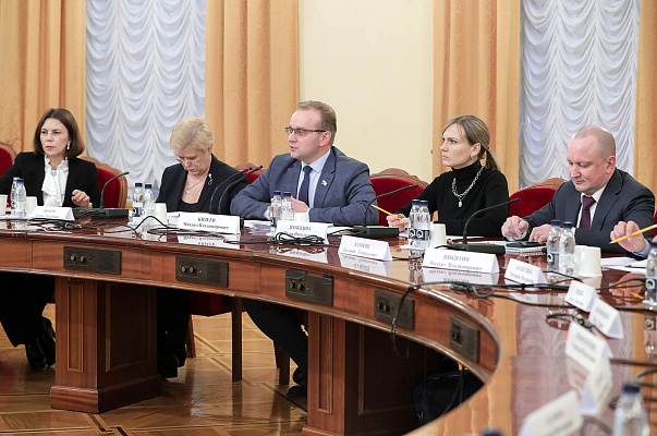 Михаил Кизеев провел первое заседание Экспертного совета по вопросам совершенствования медицинской реабилитации и санаторно-курортного лечения