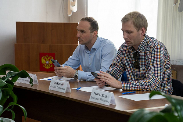 «Единая Россия» продолжает контроль за строительством соцобъектов в Магаданской области
