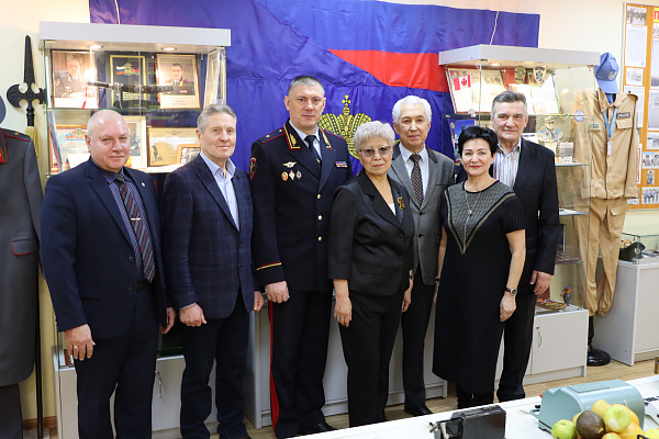 Владимир Васильев в Твери посетил Музей органов внутренних дел и пообщался с представителями совета ветеранов