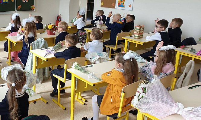 «ЕДИНАЯ РОССИЯ»: Новые школы открываются по всей стране в День знаний