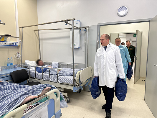 Депутаты «Единой России» оказывают внимание участникам СВО, которые проходят лечение в госпиталях