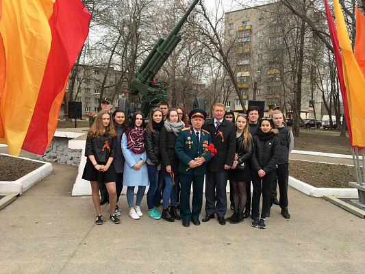 Алексей Канаев рассказал школьникам о том, как важно сохранить историческую память о Великой Отечественной войне