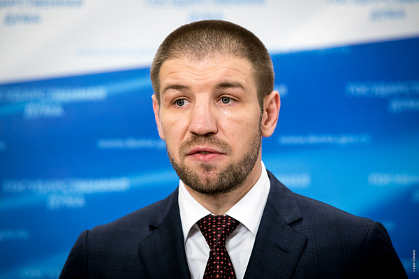 Дмитрий Пирог ответил на вопросы юных журналистов 