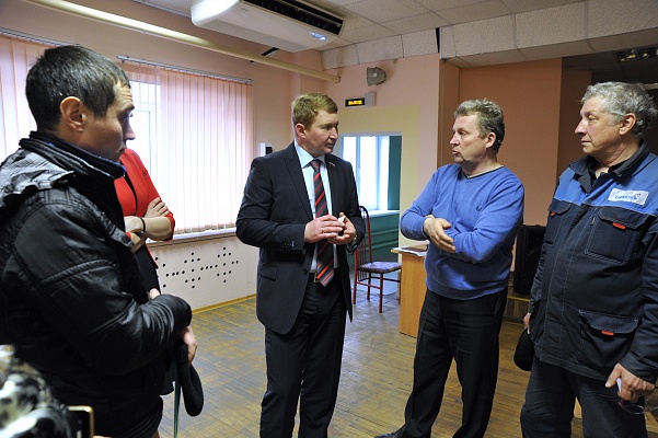 Алексей Канаев провел несколько встреч с избирателями в своём округе