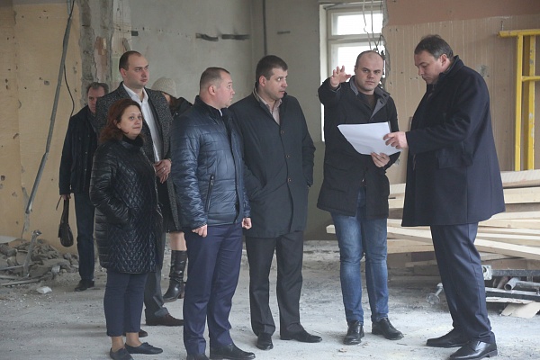 Петр Толстой: МФЦ в Выхино откроется в июле